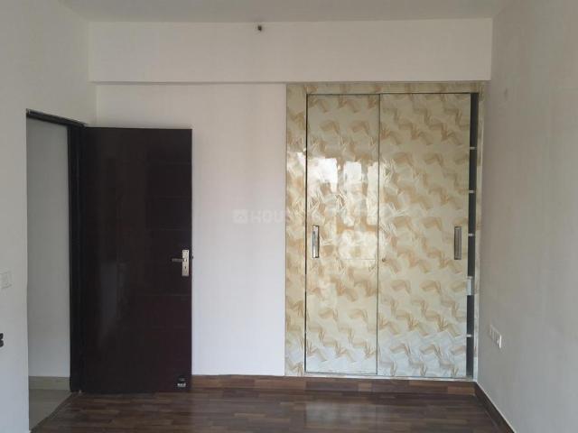 Flat for rent in Shahdara, Noida