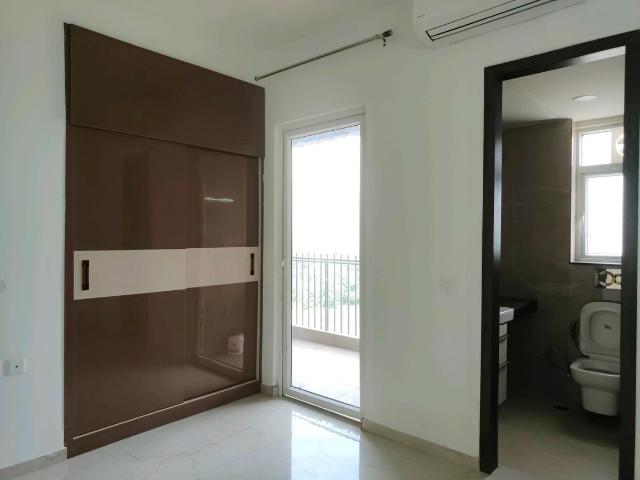Flat for rent in Hariana