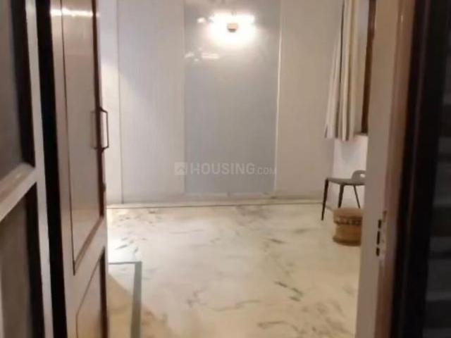 Flat for rent in South West Delhi, Deri
