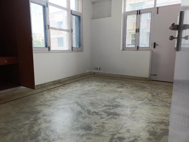 Flat for rent in South West Delhi, Deri