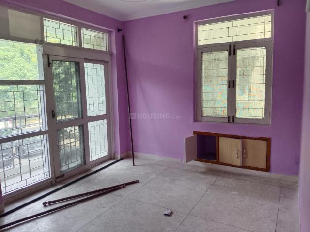 Flat for rent in South West Delhi, Deri