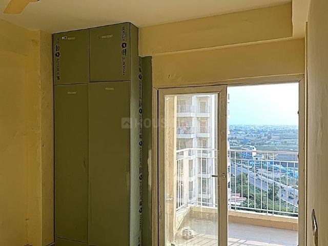 Flat for rent in Hariana