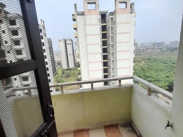 Flat for sale in Hariana