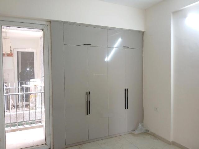 Flat for rent in Hariana