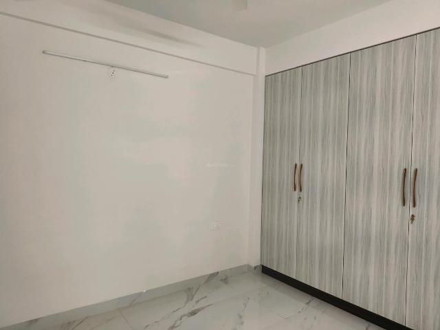 Flat for rent in Hariana