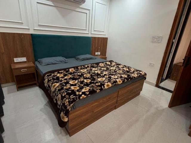 Flat for sale in Hariana