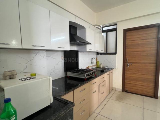 Flat for rent in Madya