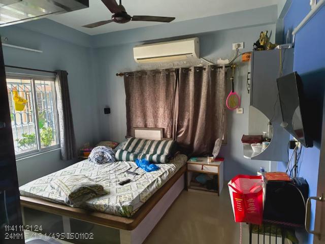 Flat for sale in Jubilee Park, Kolkata