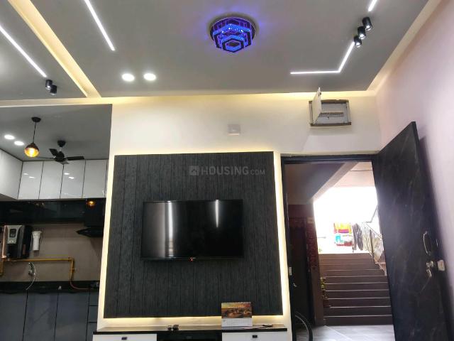 Flat for rent in Tragad, Ahmedabad