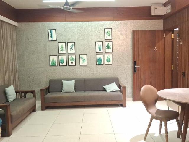 Flat for rent in Tragad, Ahmedabad