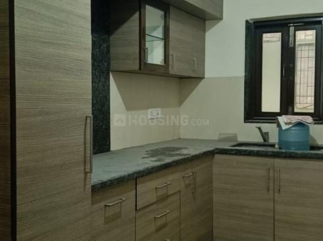 Flat for rent in Deri