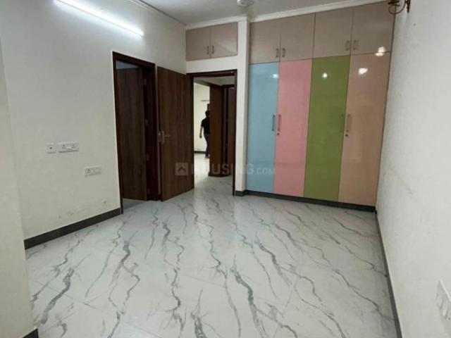 Flat for rent in Deri