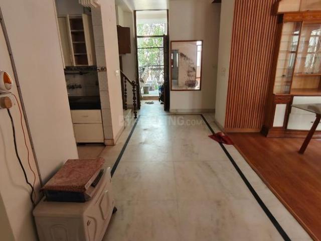 Flat for rent in Deri