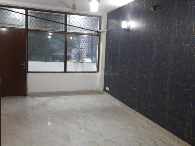 Flat for rent in Deri
