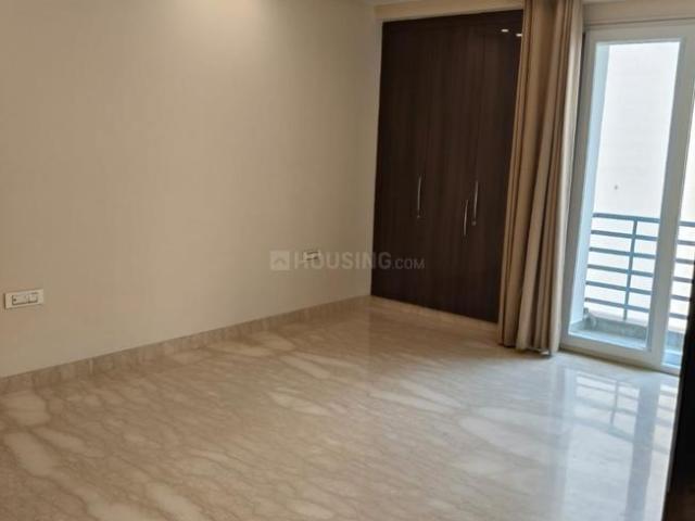 Flat for rent in Deri
