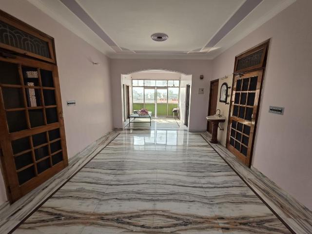 Flat for rent in Muzaffarnagar