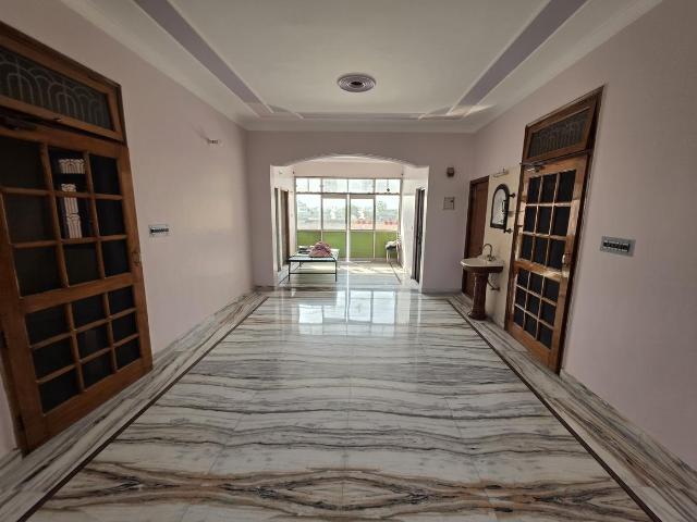 Flat for rent in Muzaffarnagar, Arunachal Pradesh