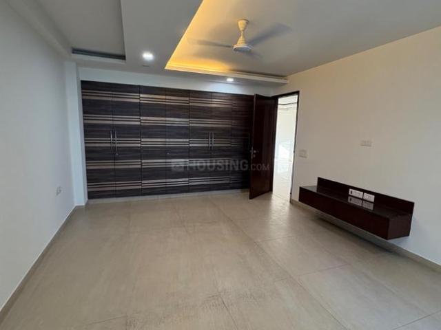 Flat for rent in Deri