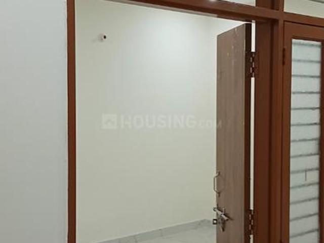 Flat for rent in South Delhi, Deri