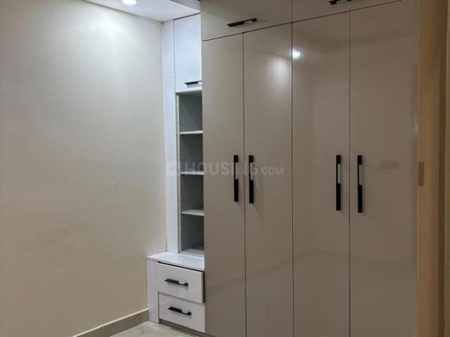Flat for rent in East Delhi, Deri