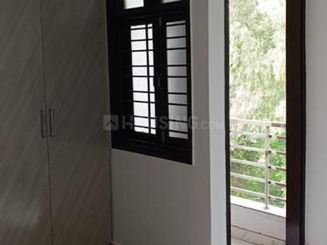 Flat for rent in East Delhi, Deri