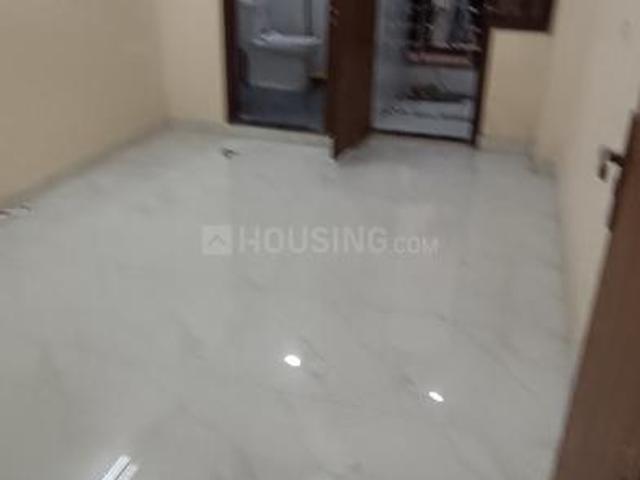 Flat for rent in East Delhi, Deri