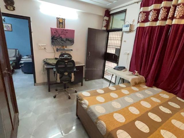 Flat for sale in South West Delhi, Deri