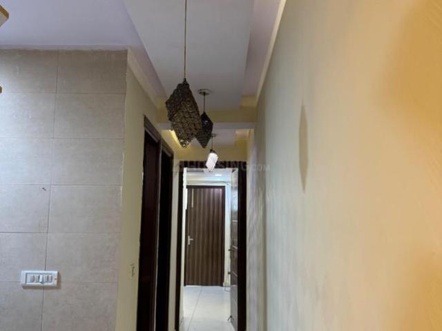 Flat for rent in South West Delhi, Deri