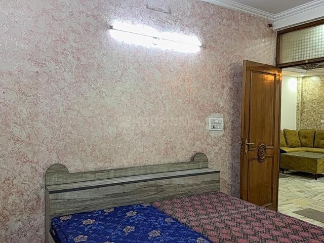 Flat for rent in West Delhi, Deri