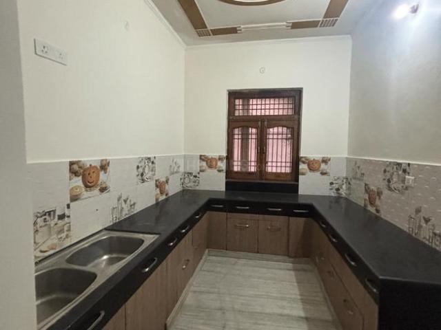 Flat for rent in Hariana
