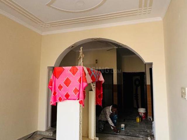 Flat for rent in North Delhi, Deri