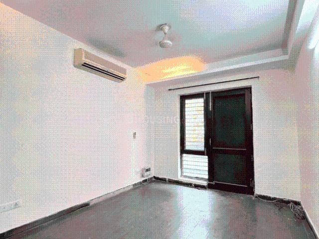 Flat for rent in Hariana