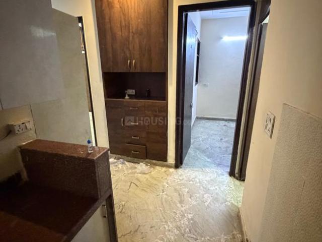 Flat for sale in North West Delhi, Deri