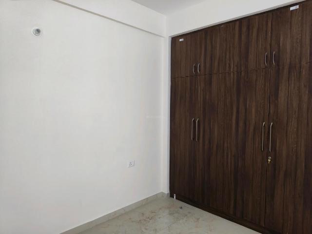 Flat for rent in Hariana
