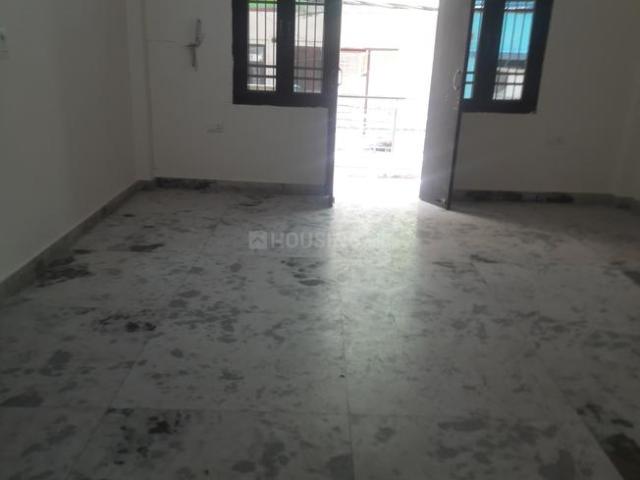 Flat for rent in Deri