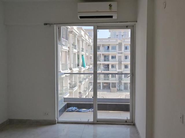 Flat for rent in Hariana