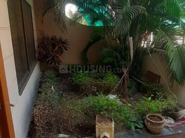 House for sale in Madya