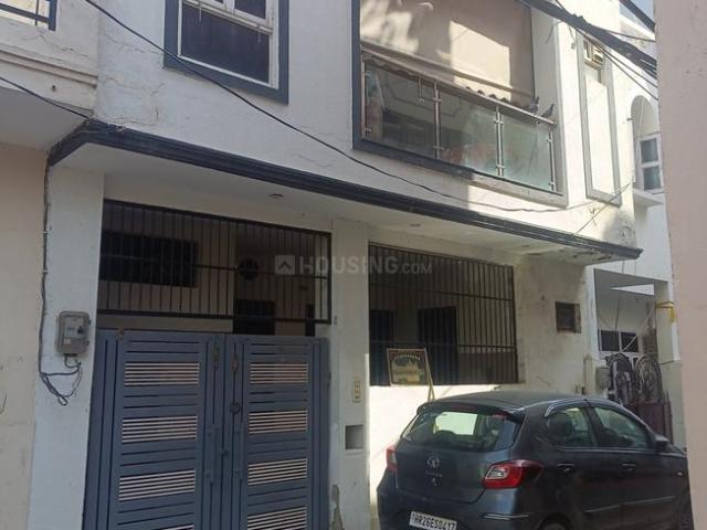 House for rent in Hariana