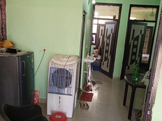 House for rent in West Delhi, Deri