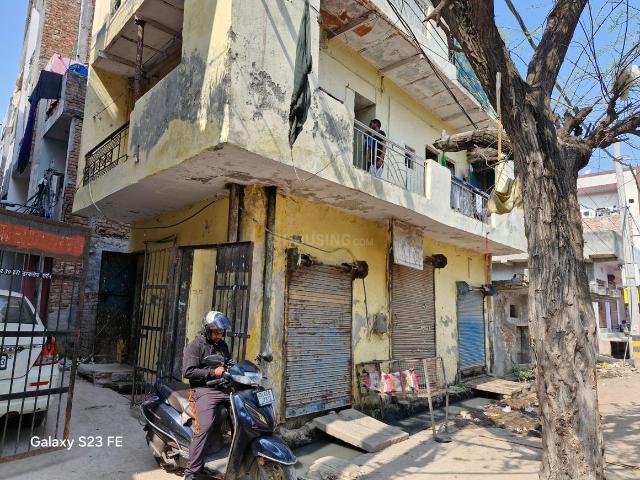 House for sale in North West Delhi, Deri