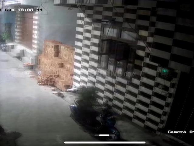 House for sale in South West Delhi, Deri