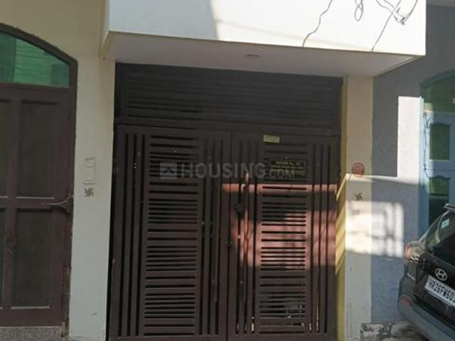 House for sale in Hariana