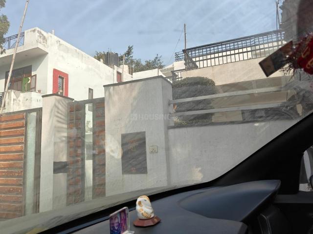 House for sale in Hariana