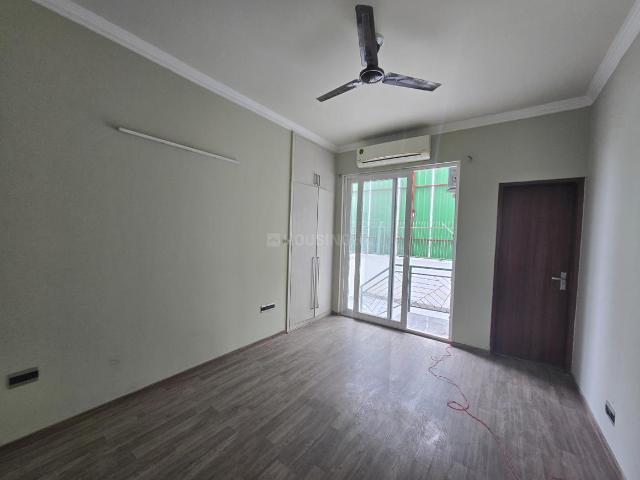 House for rent in Hariana