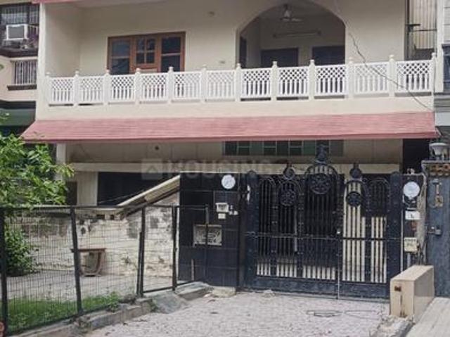 House for sale in Hariana
