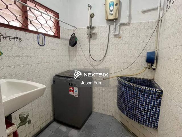 Residential House for sale in Tanjong Sepat, Selangor