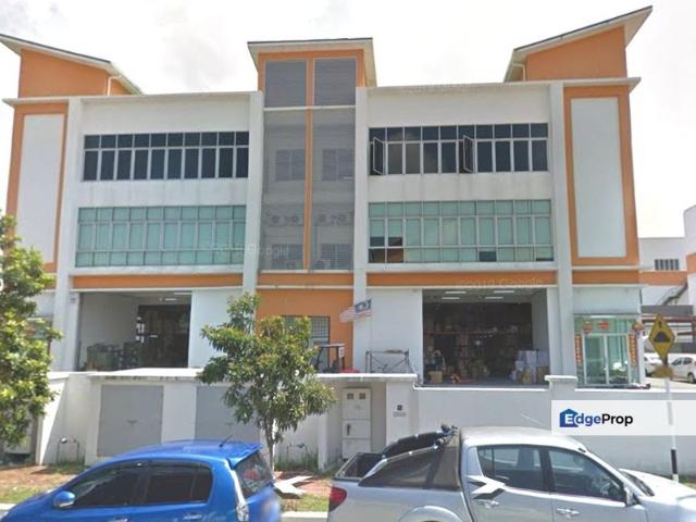 Warehouse for sale in Kajang, Langat