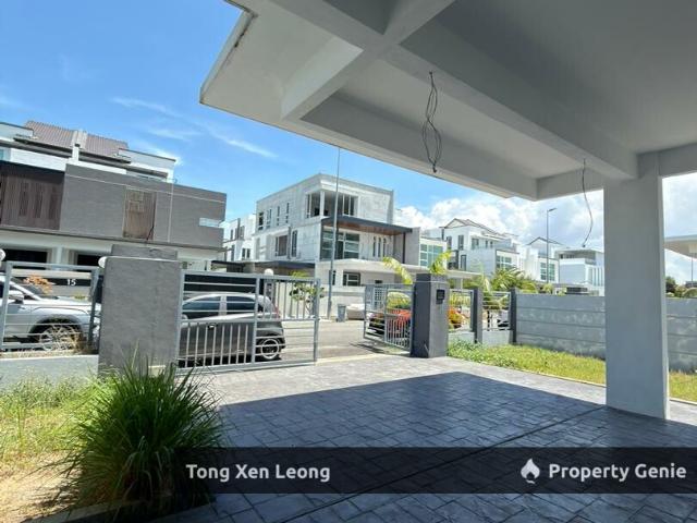 Residential House for sale in Malaka