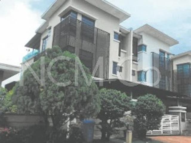 Residential House for sale in Kuala Selangor