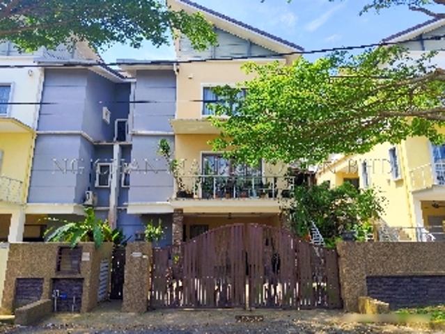 Residential House for sale in Kuala Selangor, Selangor